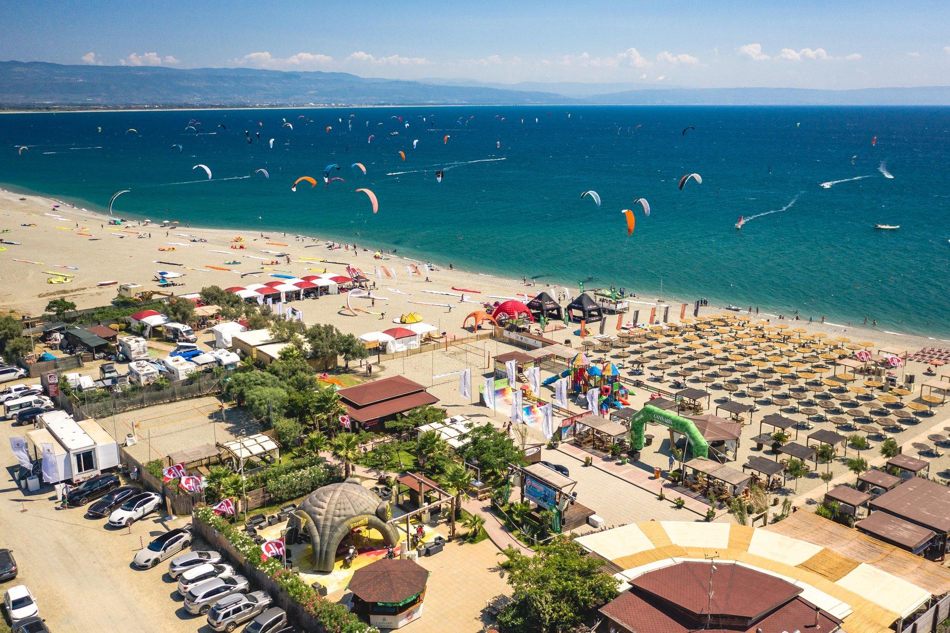 Kitesurf e Wingfoil mondiali a Gizzeria